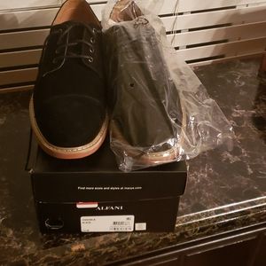 Mens shoes